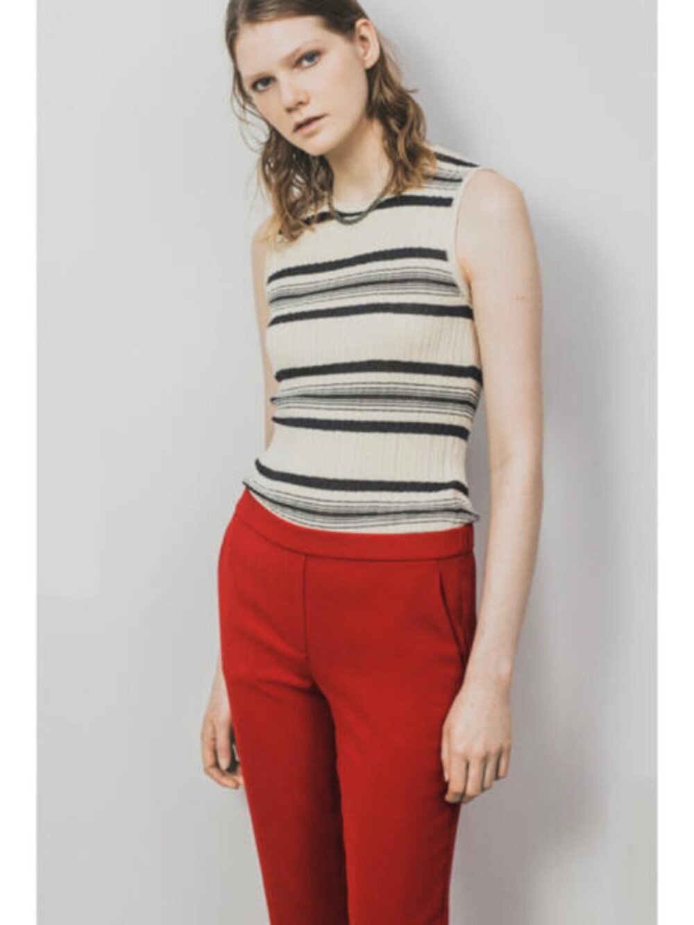 Theory Sleeveless Pullover Knit
